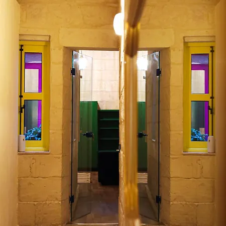 150 Years Old Maltese Townhouse: Dar Emanuela