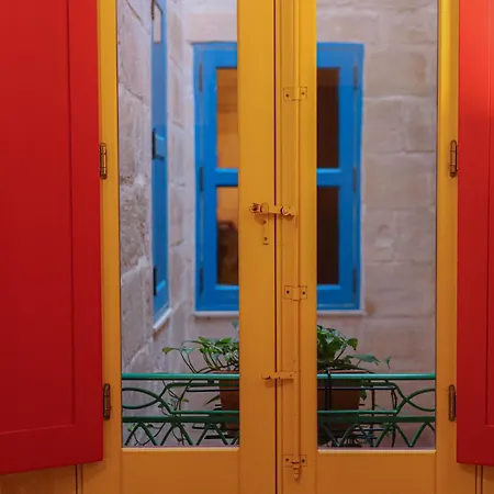150 Years Old Maltese Townhouse: Dar Emanuela Semesterbostad *