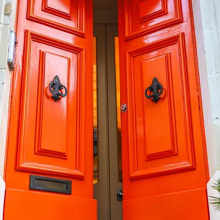 Semesterbostad 150 Years Old Maltese Townhouse: Dar Emanuela Cospicua