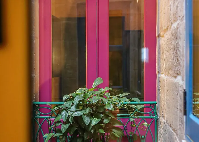 150 Years Old Maltese Townhouse: Dar Emanuela * Cospicua